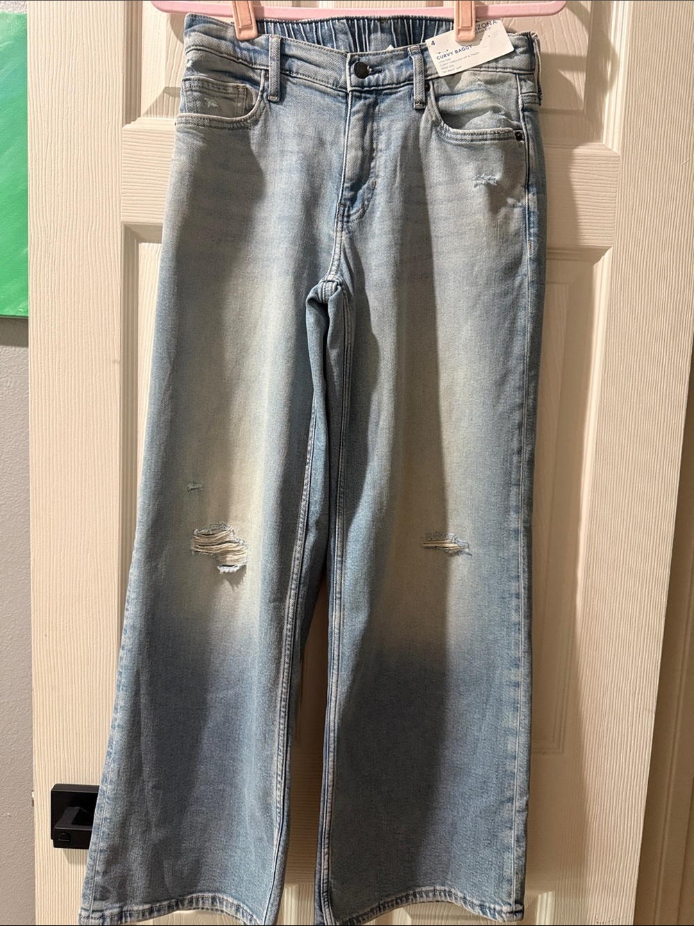 Arizona Jean Co. Curvy Baggy Light Wash Low Rise Wide Leg Distressed Jeans
